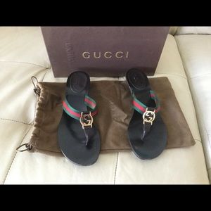 Women’s Gucci sandals. Size 8.